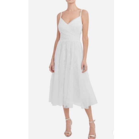 Aqua White Lace Mid Calf Fit & Flare Dress Size 6 - Picture 3 of 14